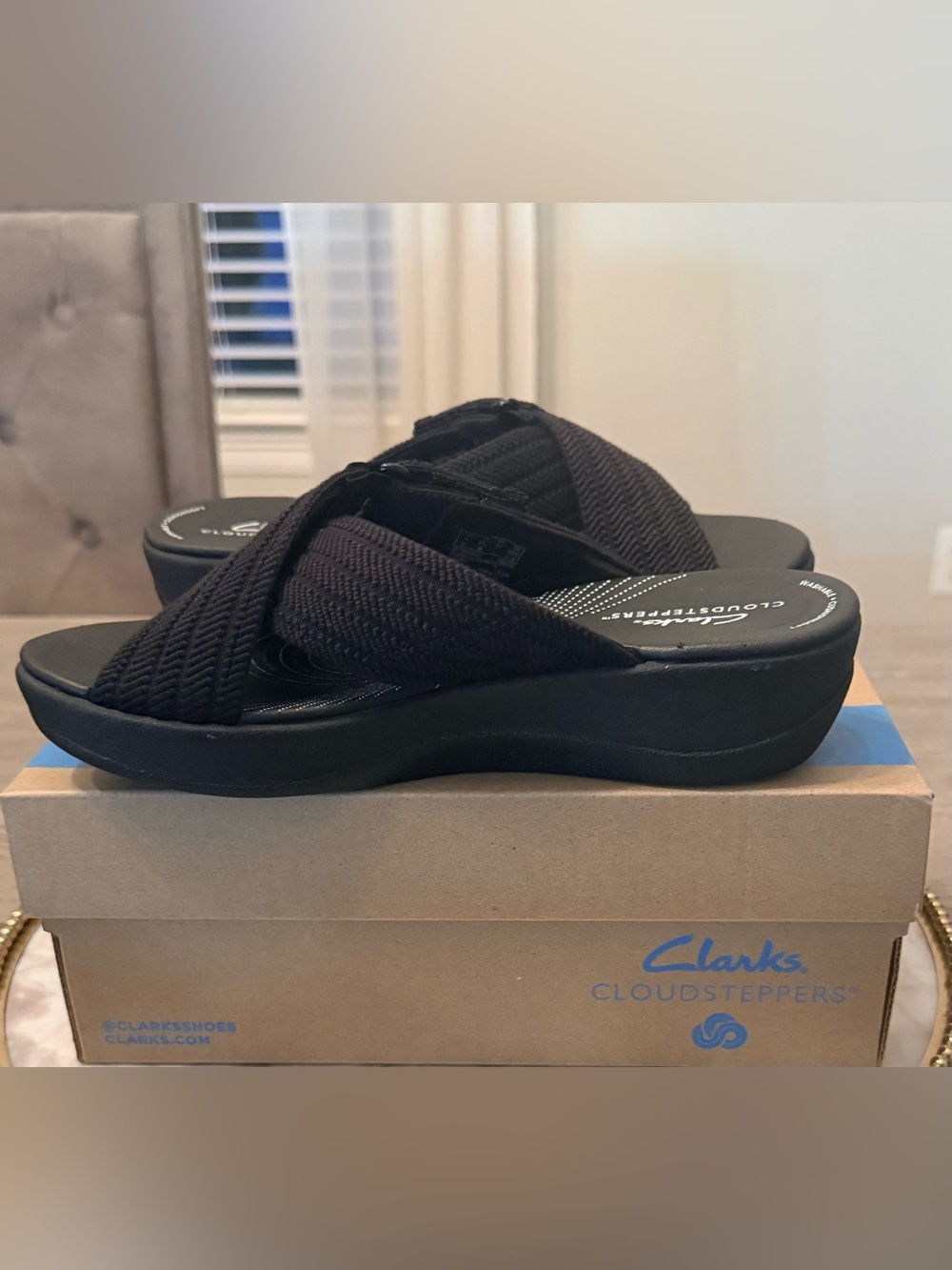 🚨Clarks Cloudsteppers Women's Black Slide Sandals | Sz: 6.5 (NWB) - Picture 7 of 8